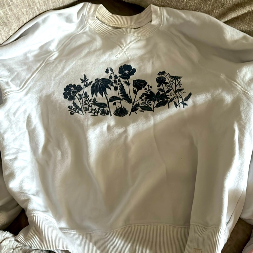 American egal crew neck